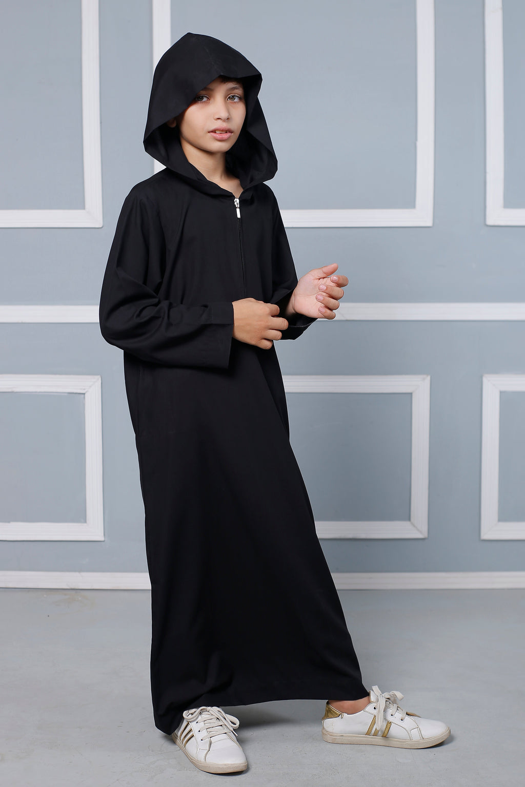 Zip Close Hooded Jubba