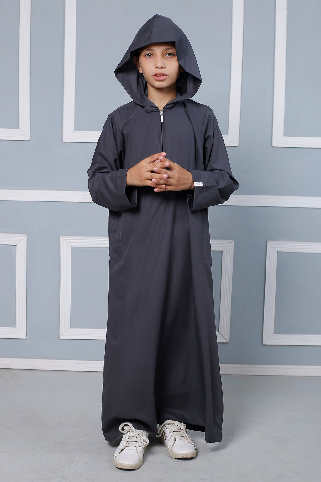 Zip Close Hooded Jubba
