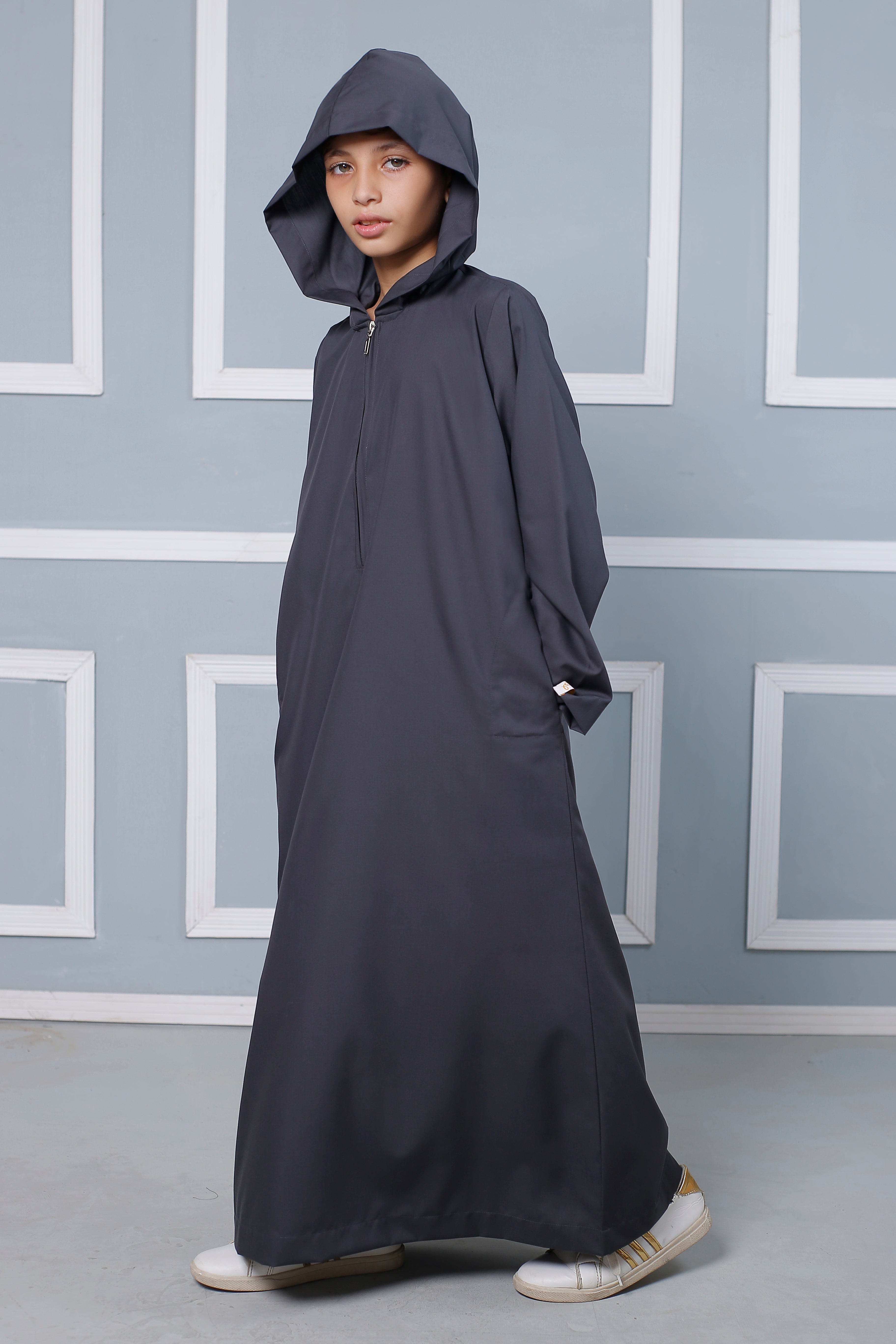 Zip Close Hooded Jubba