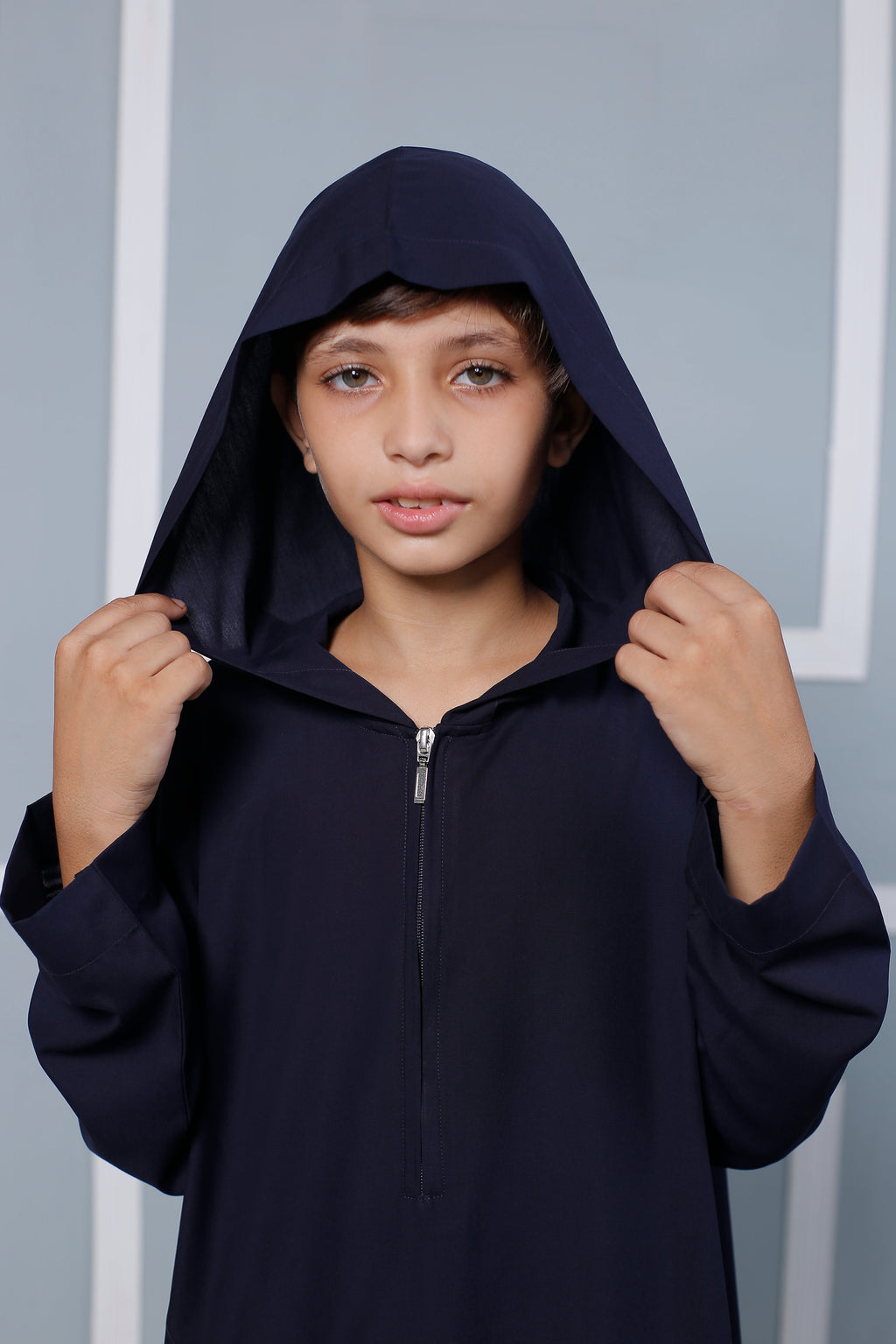 Zip Close Hooded Jubba