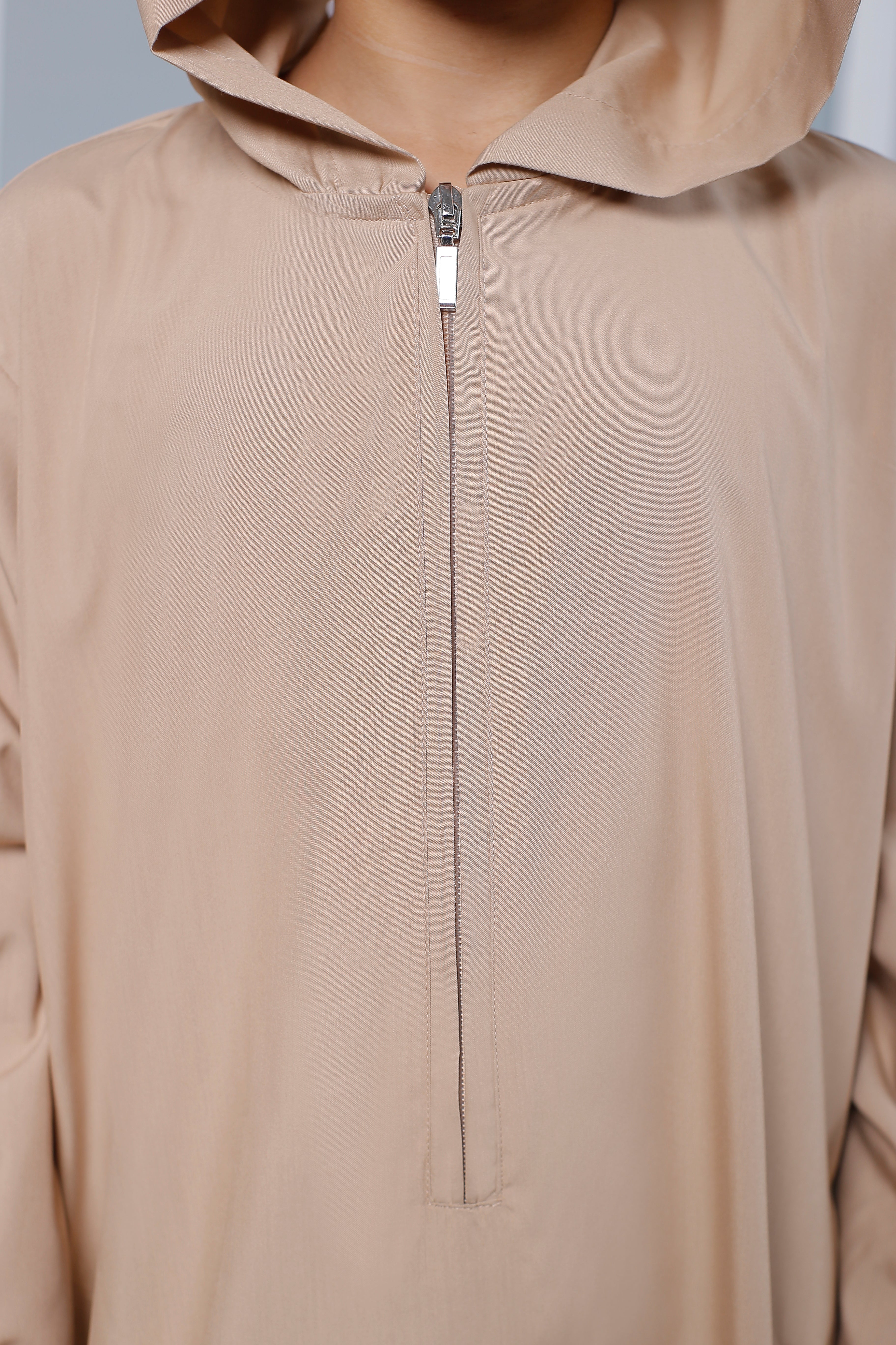 Zip Close Hooded Jubba