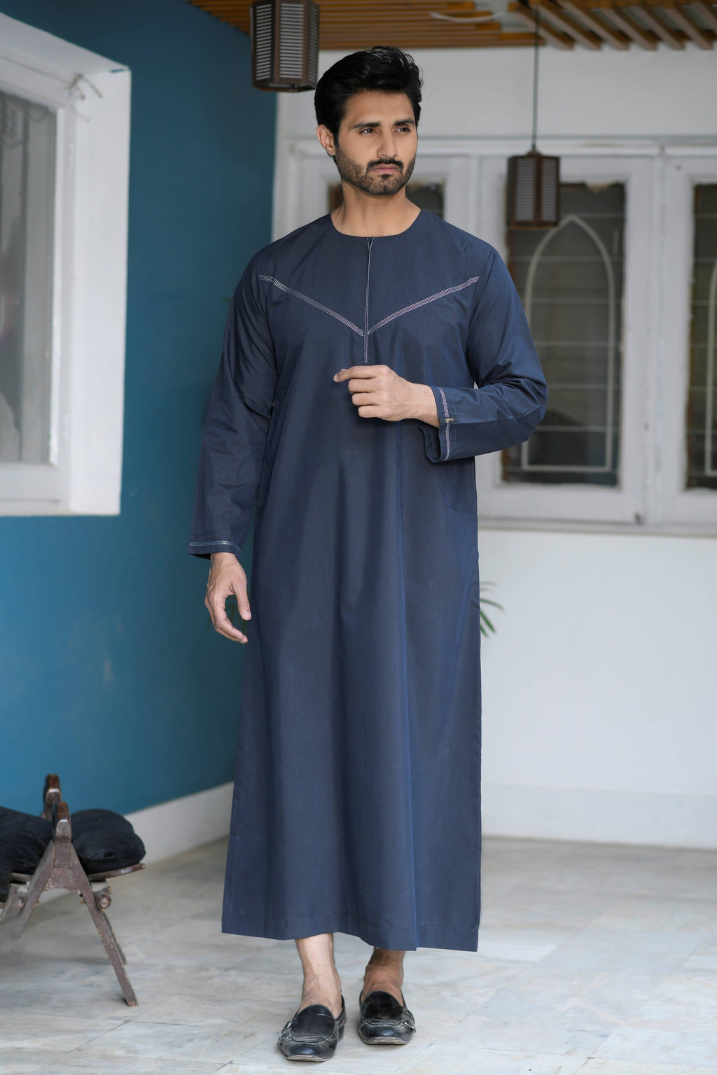 Navy Omani Round Neck Jubba with V Neck Stitched Embroidery