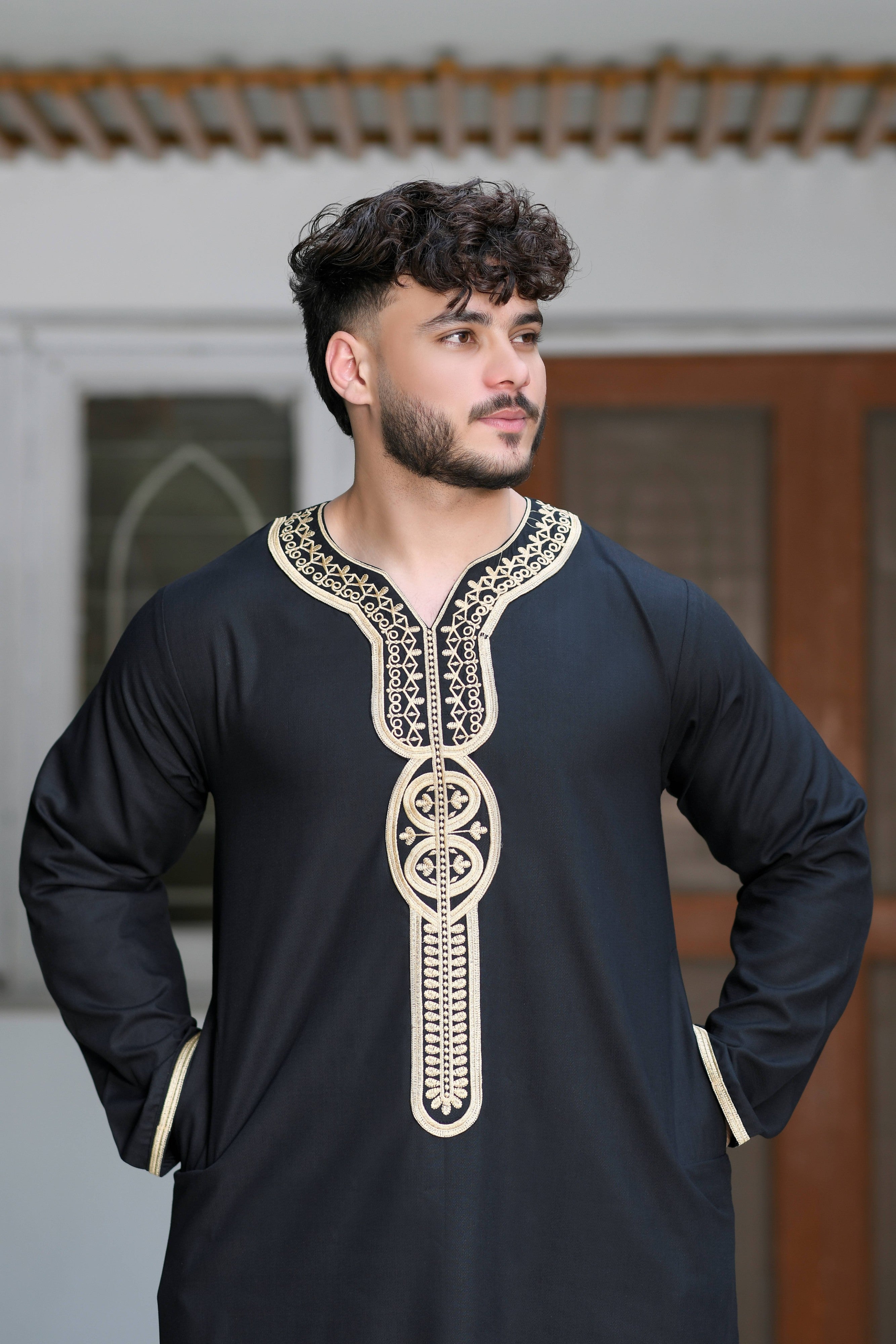 Black Moroccan Embroidered Full Sleeve Jubba