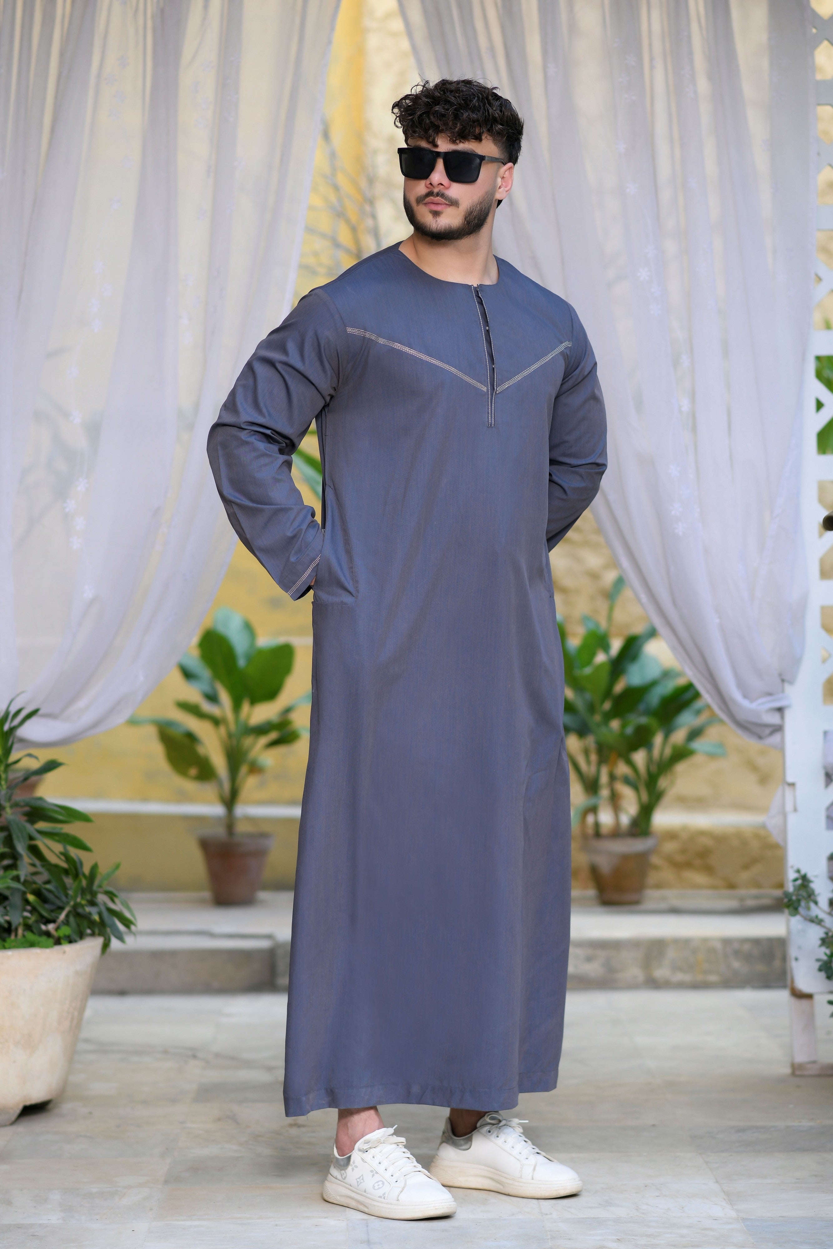 Navy Omani Round Neck Jubba with V Neck Stitched Embroidery