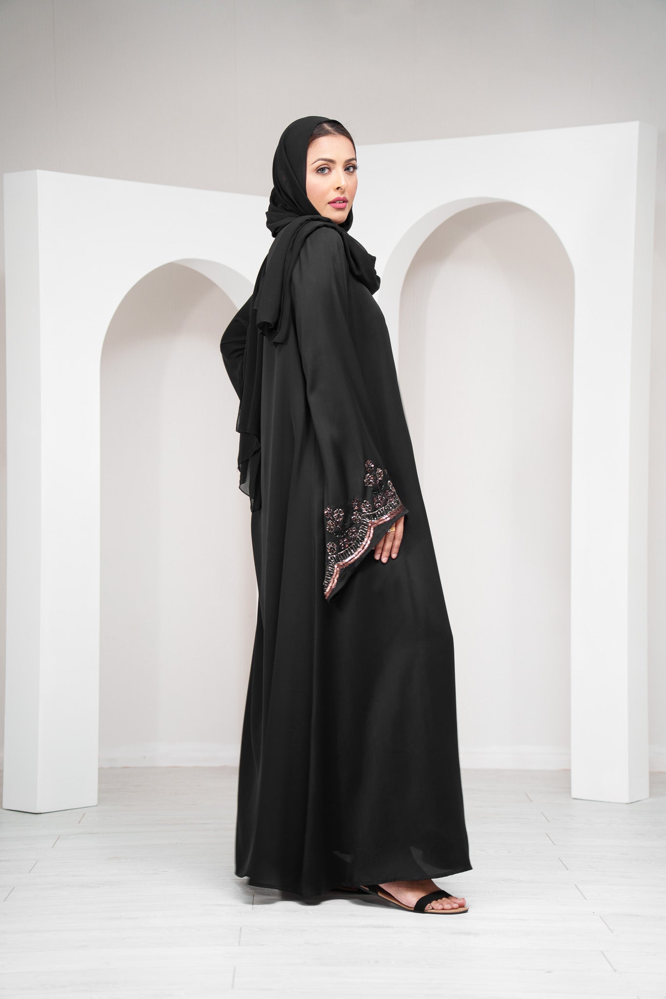 Emerald Green Elegant Womens 2 Piece Open Abaya Set with Diamante Cape Sleeves