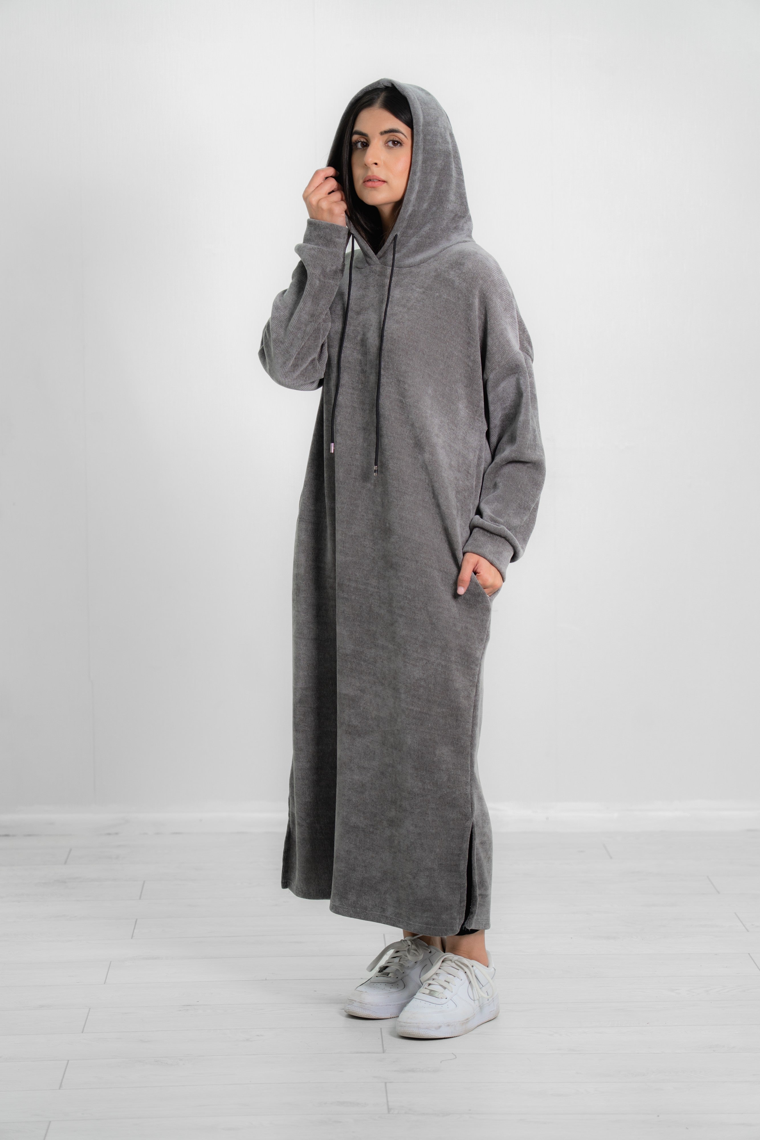 Women’s Wool Hooded Abaya