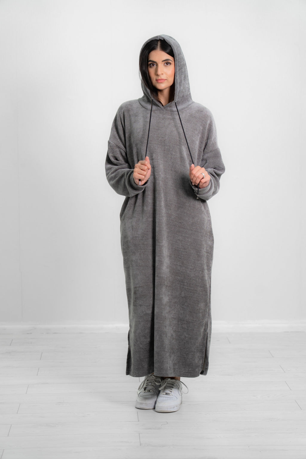 Women’s Wool Hooded Abaya