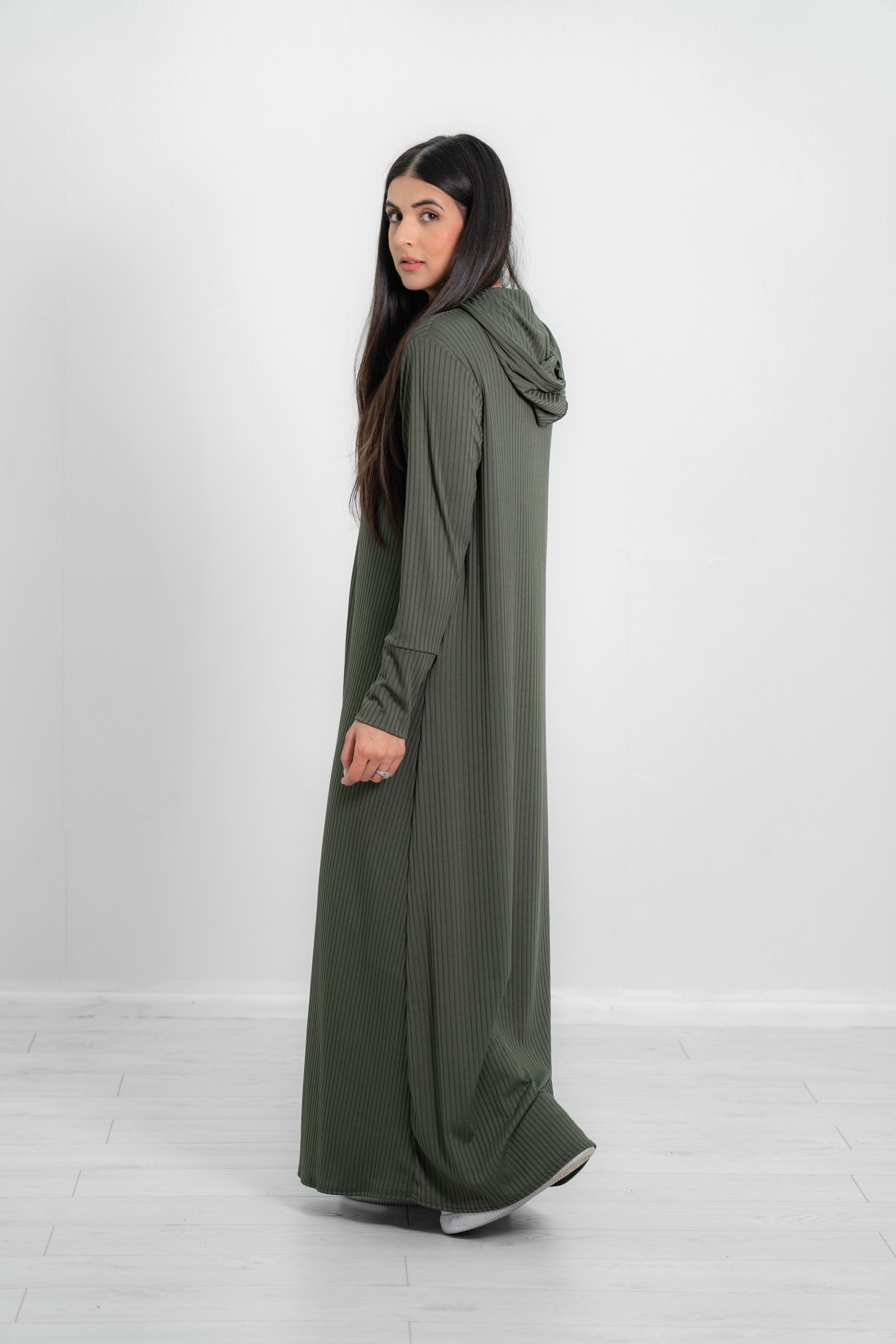 Women’s Long Hooded Ribbed Abaya