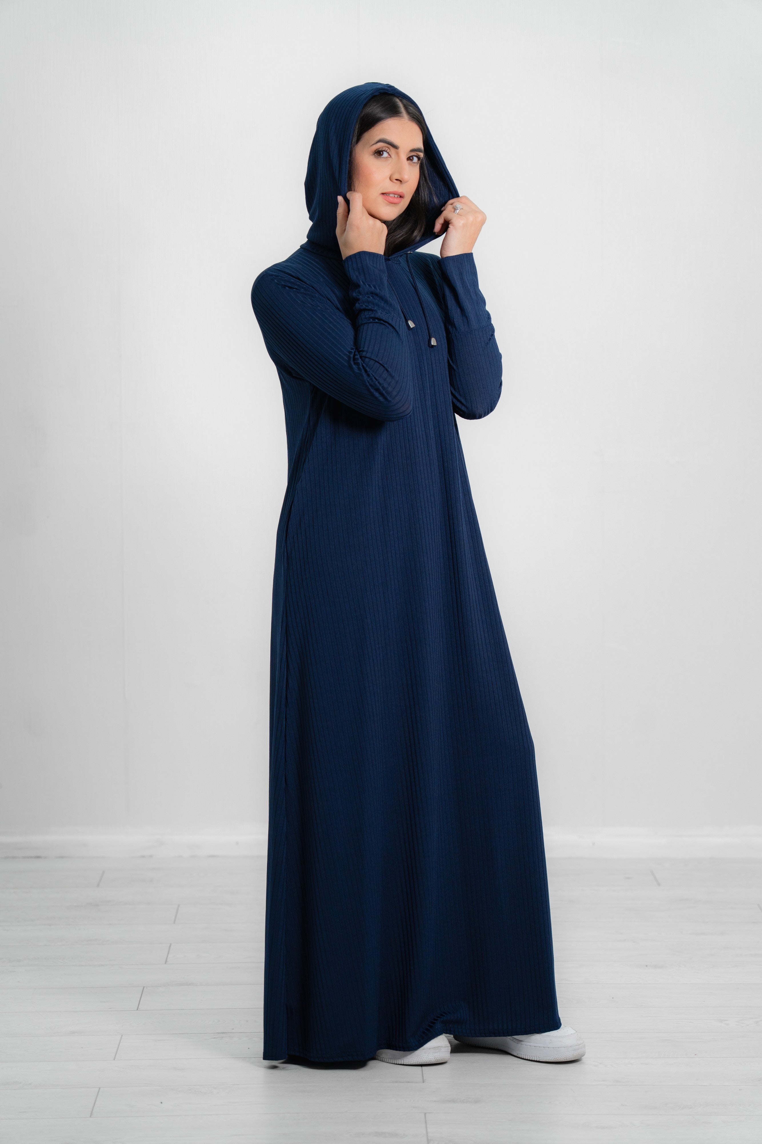 Women’s Long Hooded Ribbed Abaya