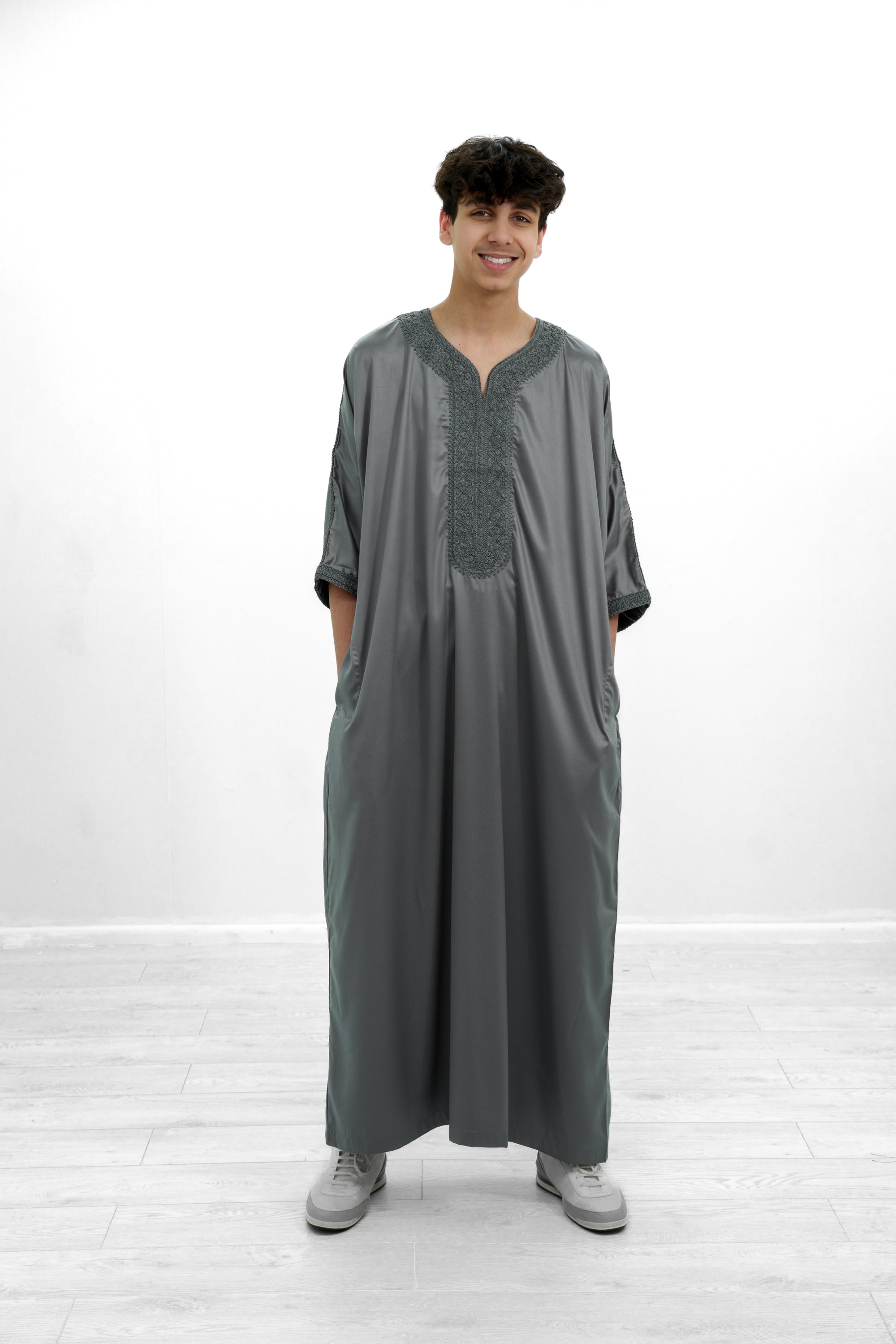 Black Shiny Half Sleeve  Moroccan Jubba with Pockets