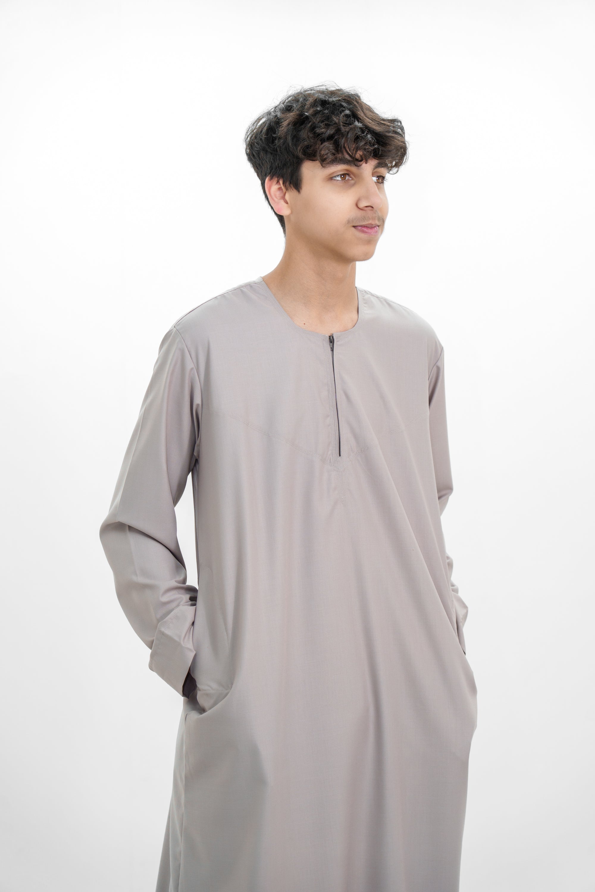 Grey Omani Zip Neck with V Neck Embroidery Design Jubba