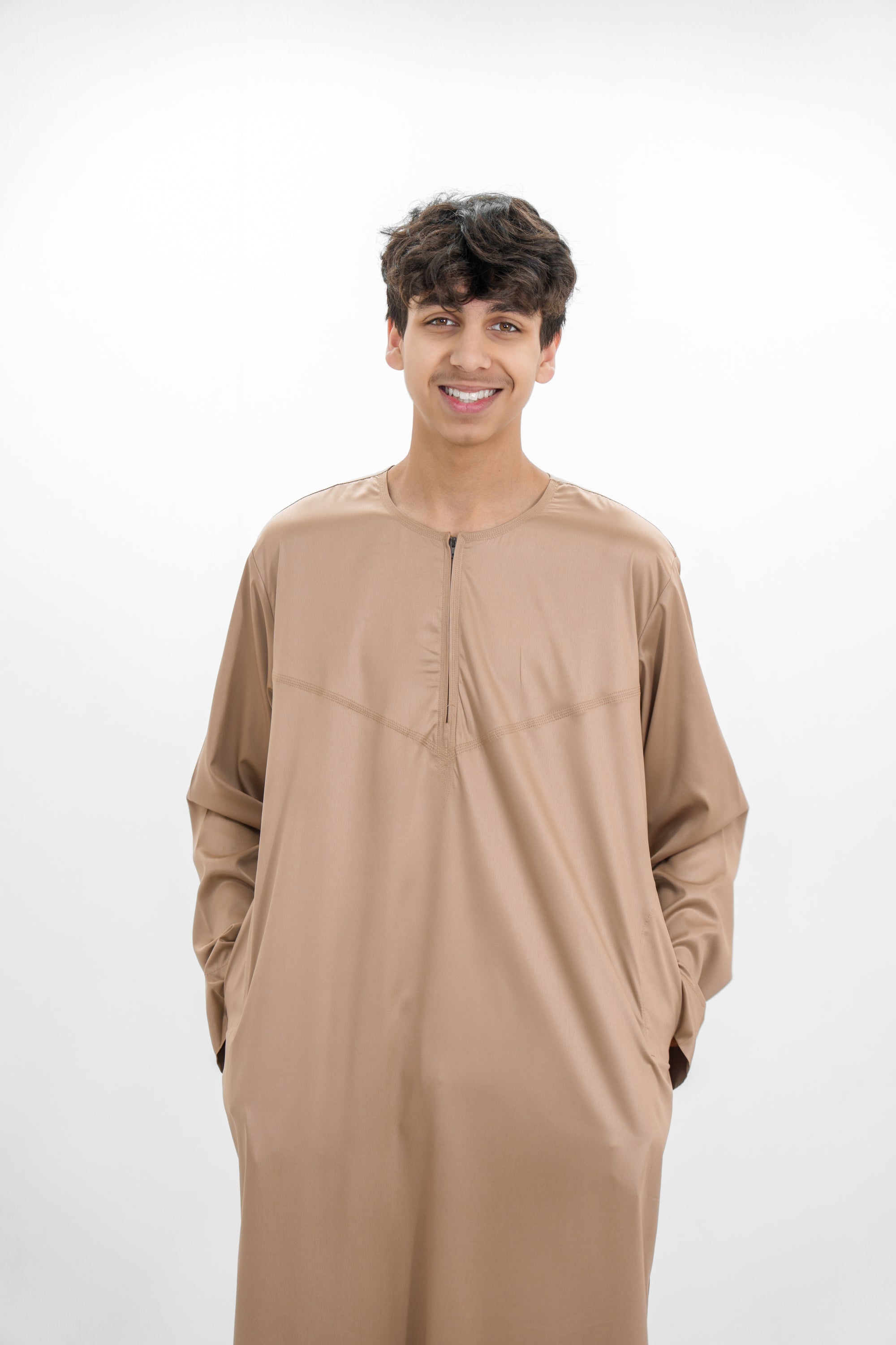Tan Omani Shiny Zip Neck with V Neck Embroidery Design Jubba
