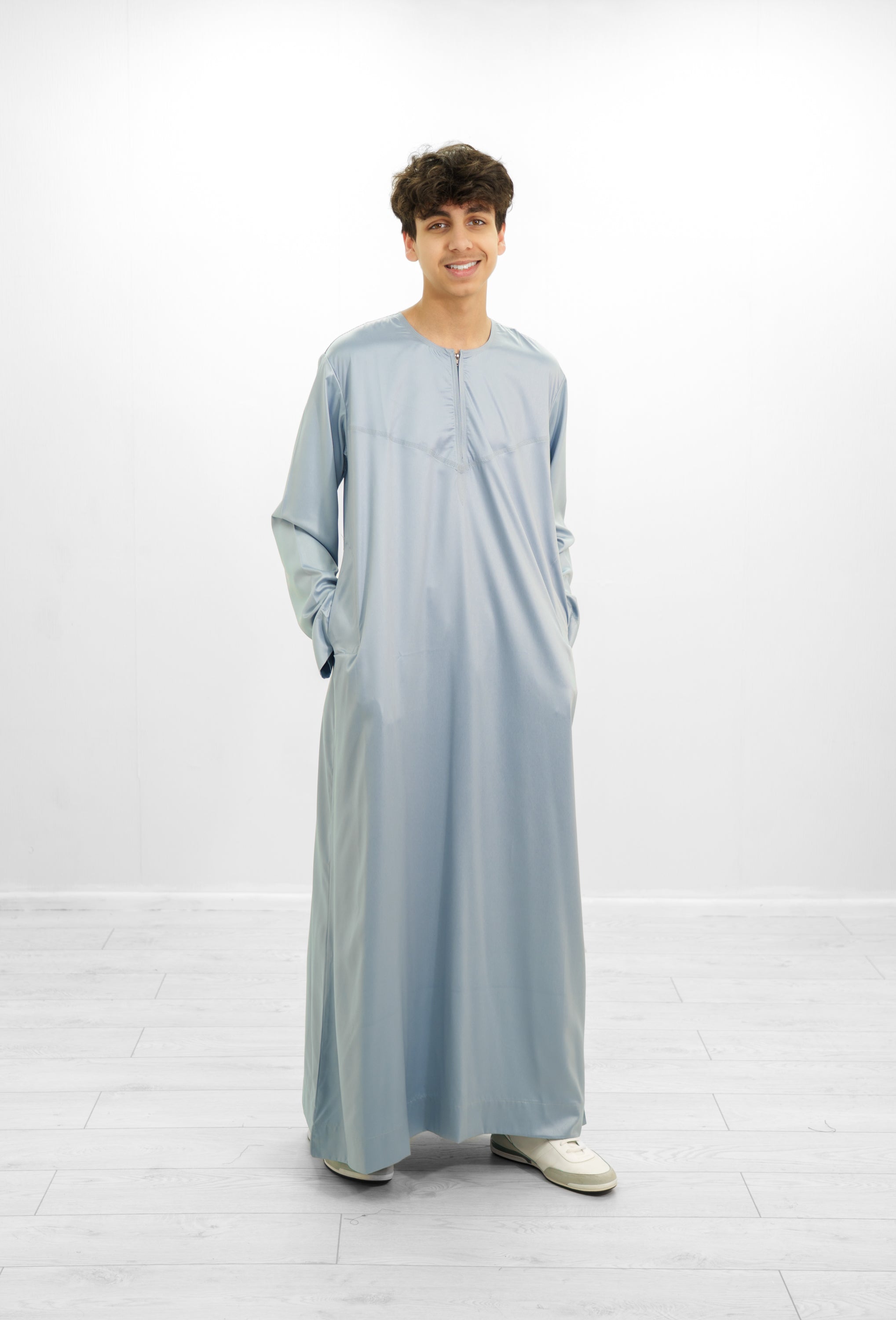 Tan Omani Shiny Zip Neck with V Neck Embroidery Design Jubba