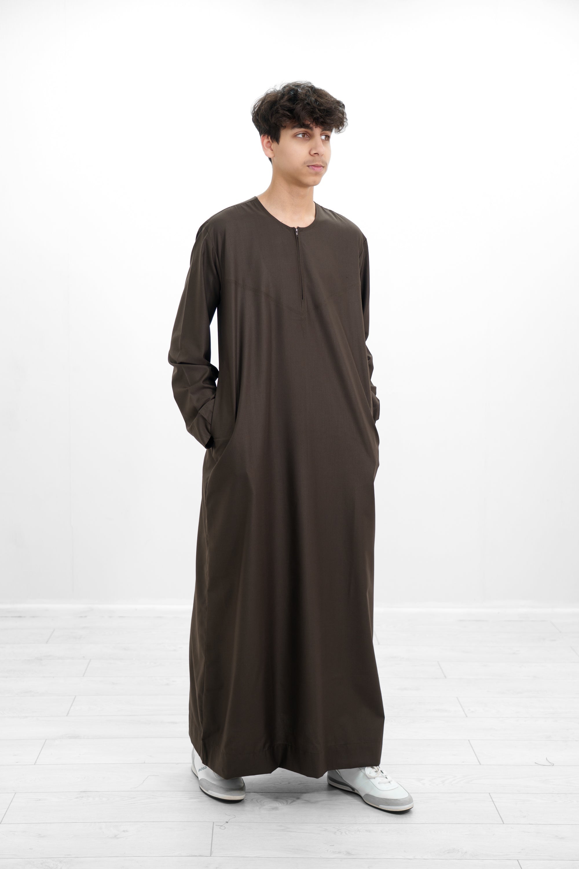Grey Omani Zip Neck with V Neck Embroidery Design Jubba