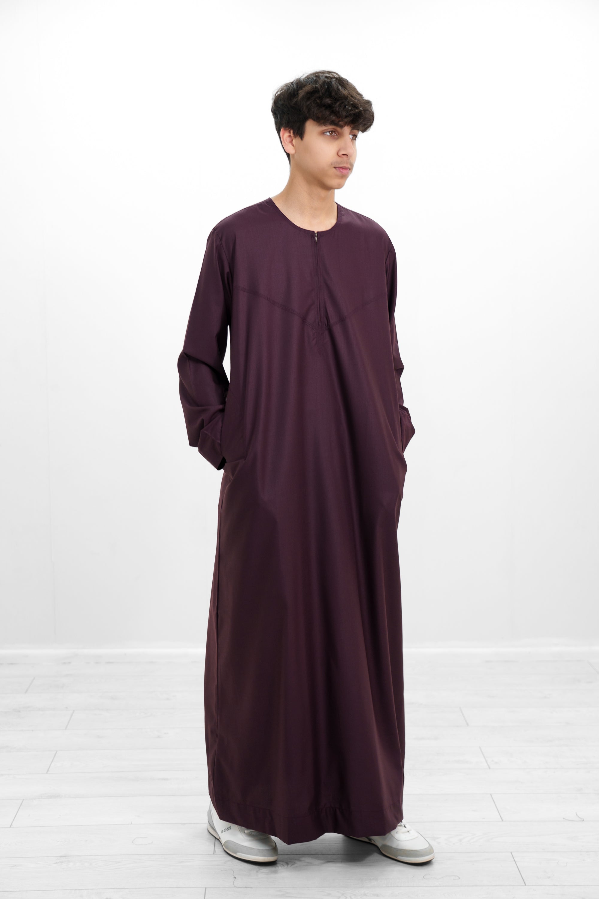 Tan Omani Shiny Zip Neck with V Neck Embroidery Design Jubba