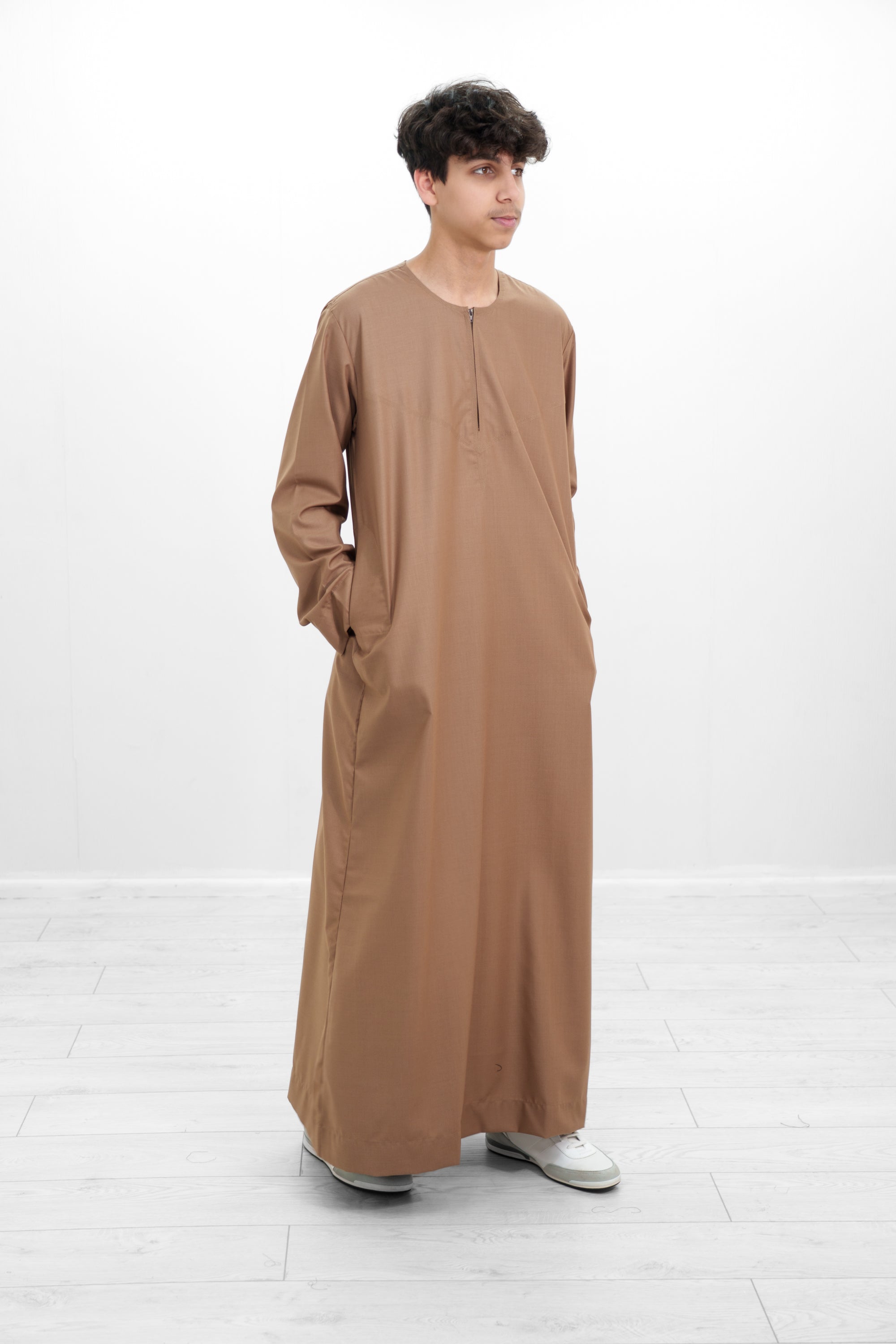 Grey Omani Zip Neck with V Neck Embroidery Design Jubba