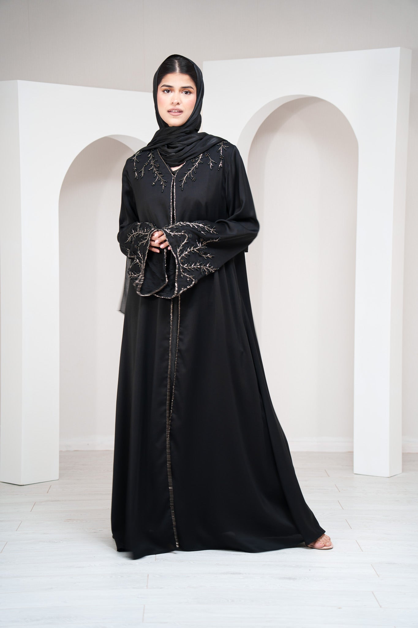 Brown 2 Piece Open Abaya with Clasps Closure