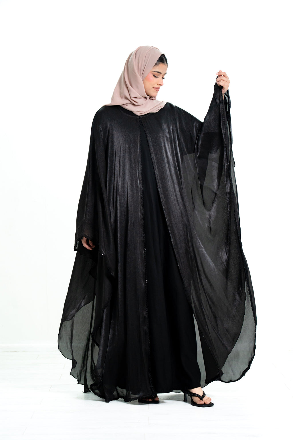 Women’s 2 Piece Chiffon Flowy Abaya with pearl details