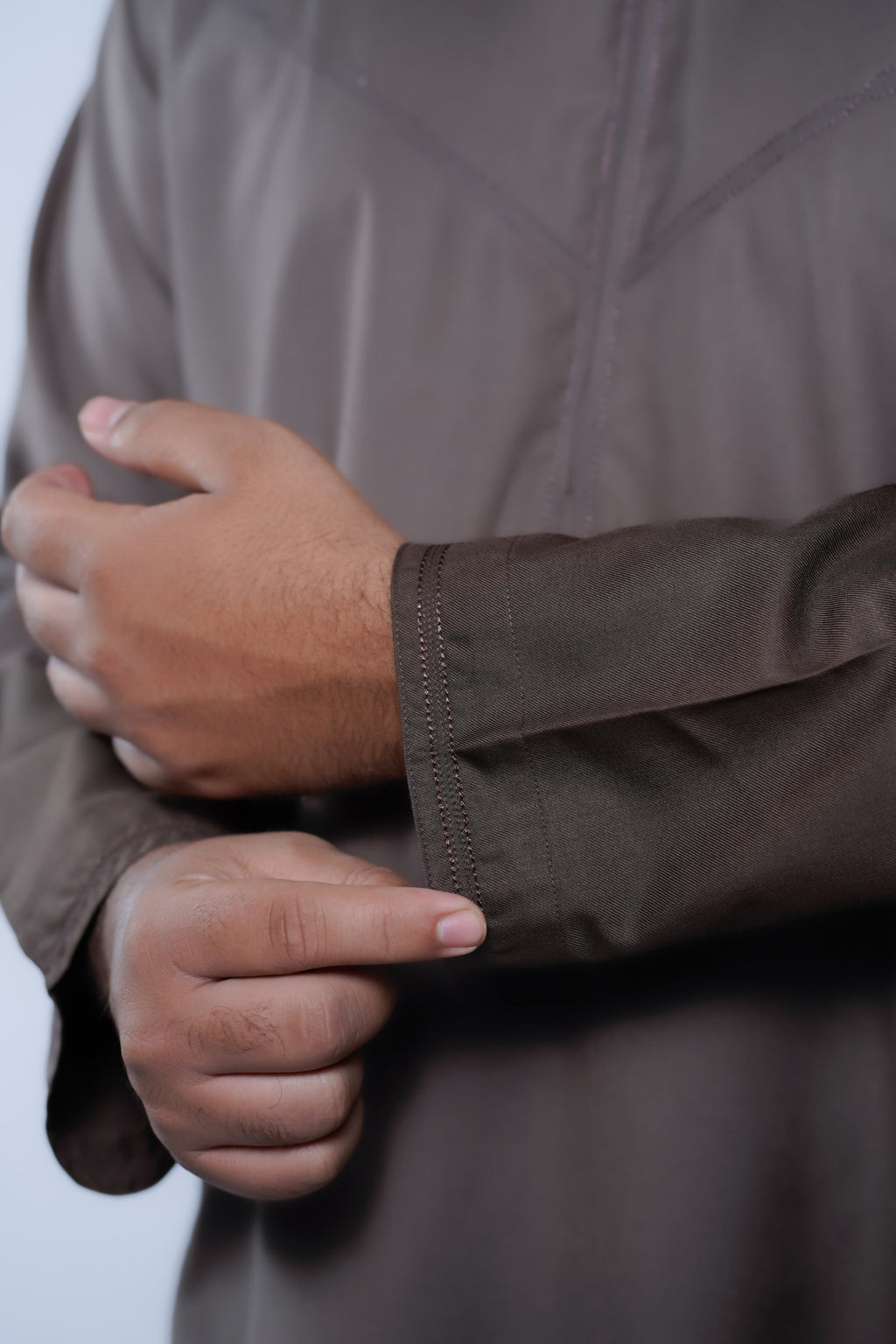 Omani Jubba with Curve Jump stitch design