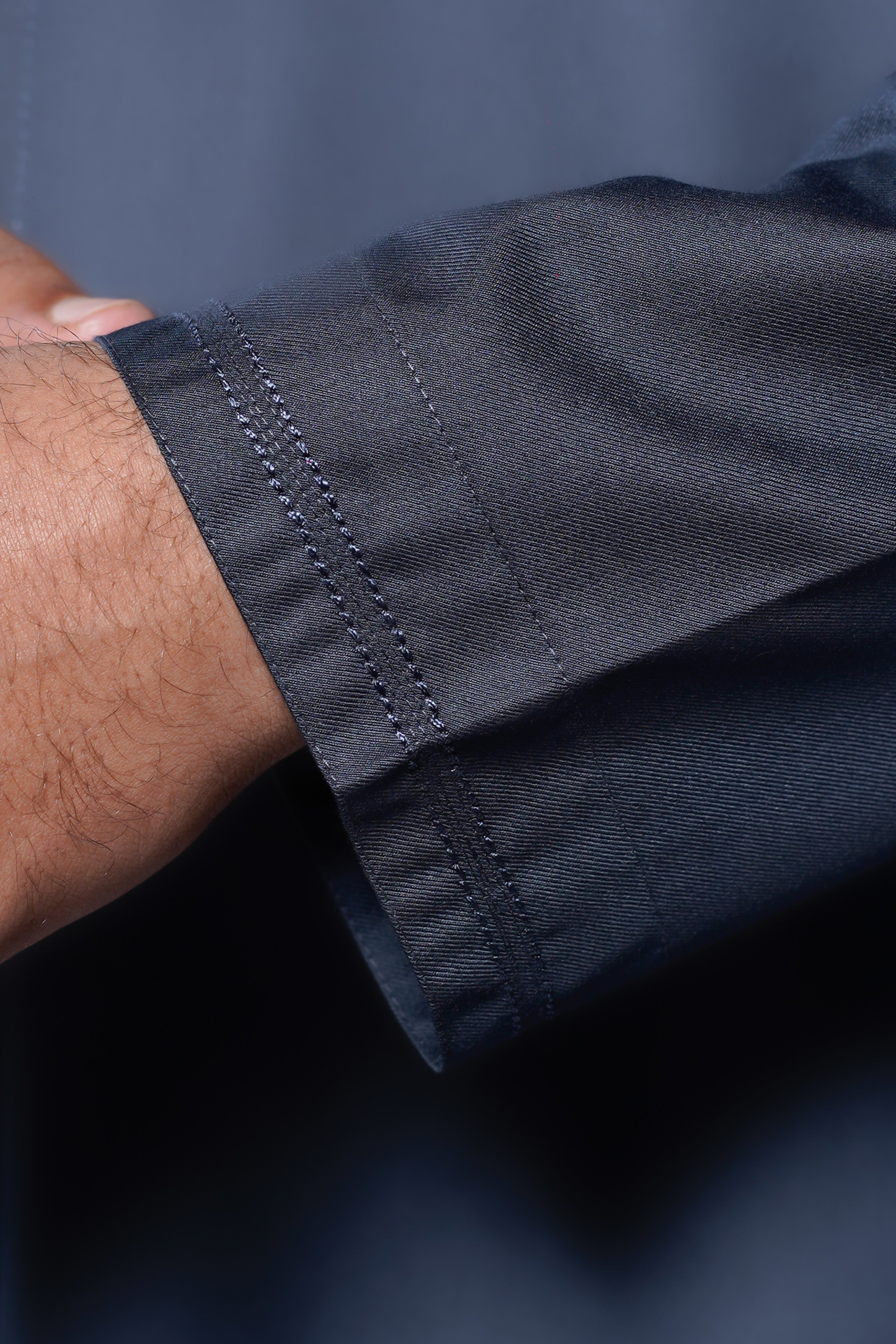 Omani Jubba with Curve Jump stitch design