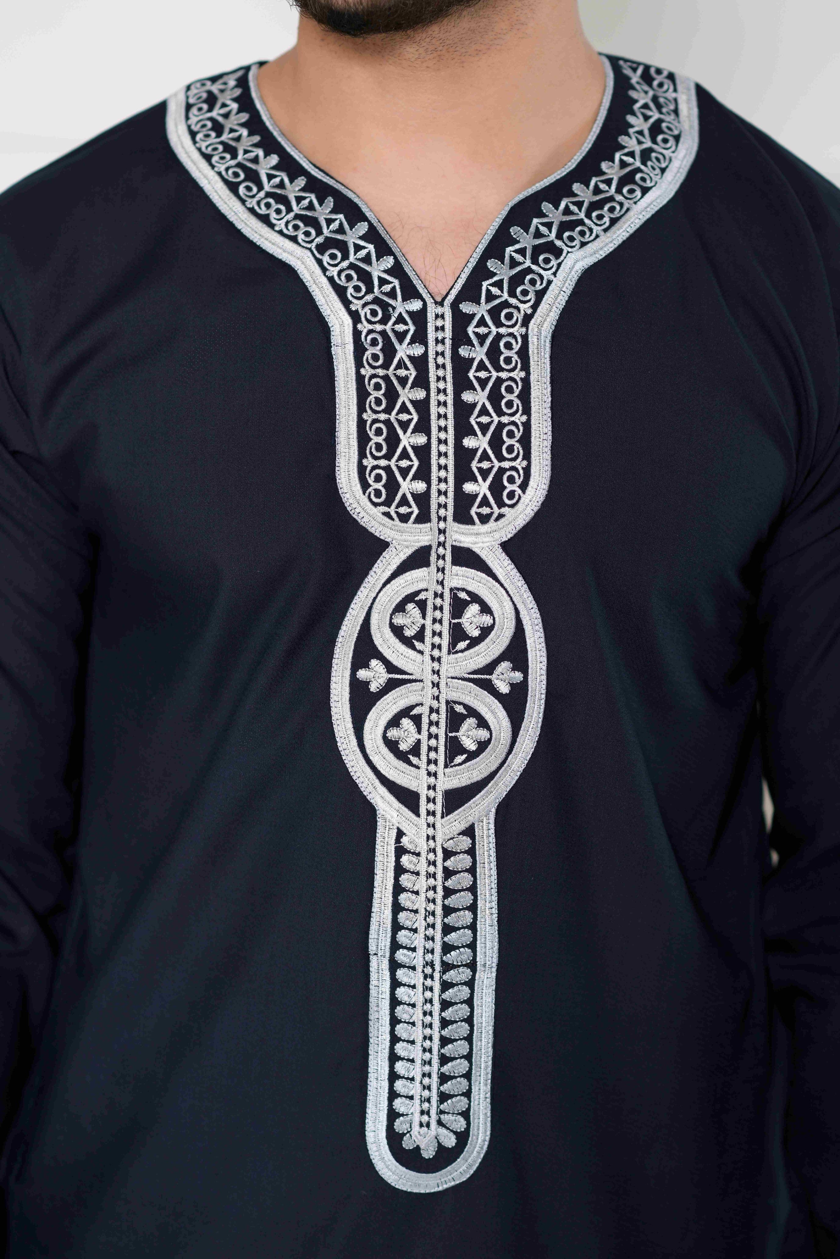 Black Moroccan Embroidered Full Sleeve Jubba