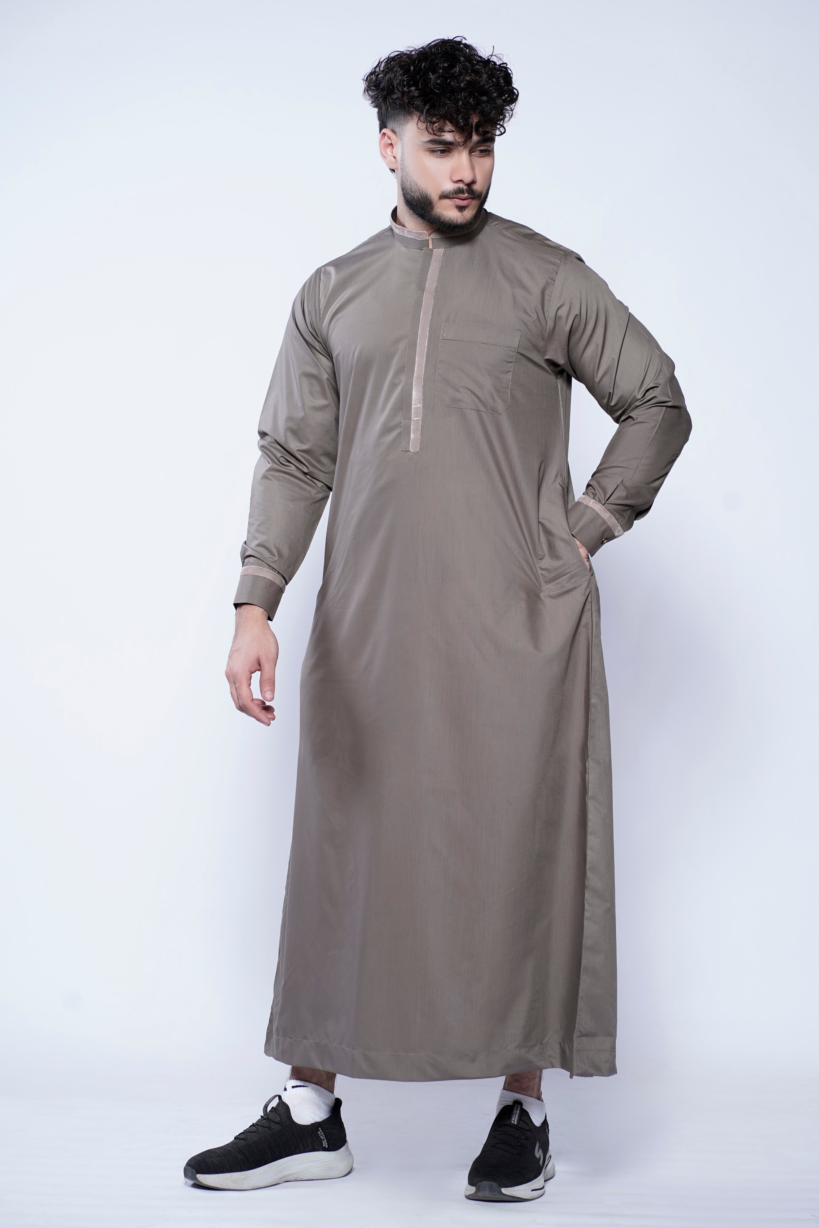 Band Collar Jubba With Velvet Details