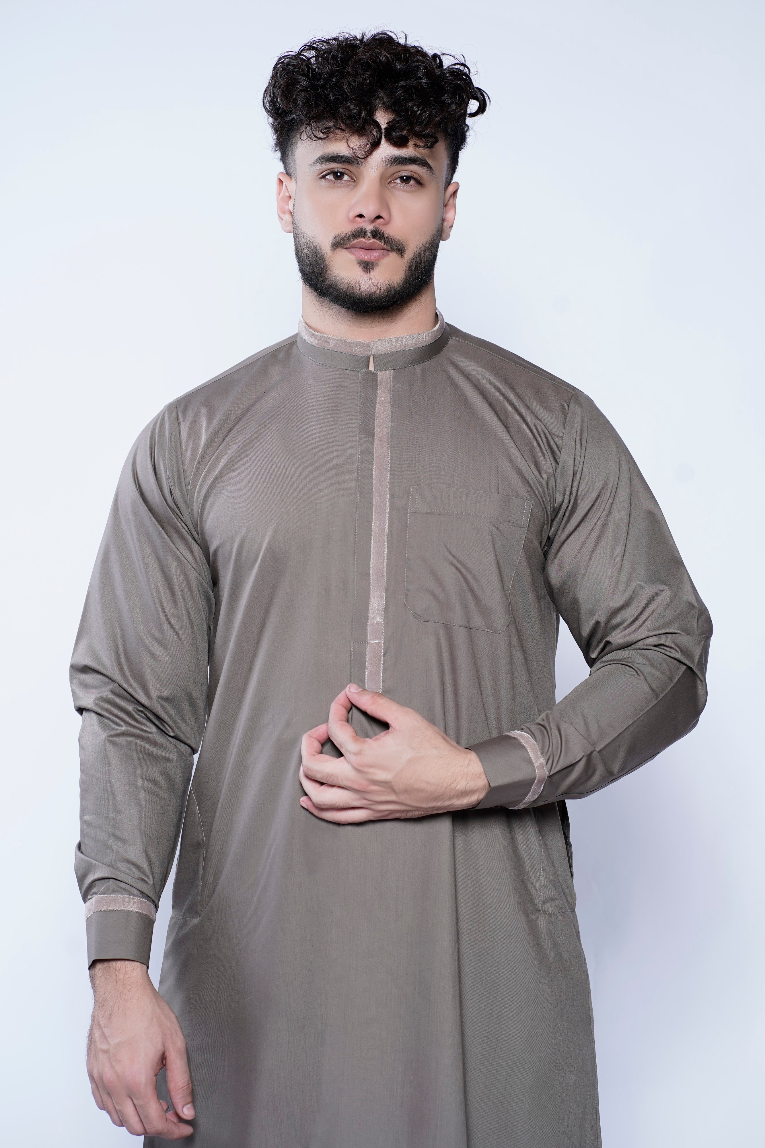 Band Collar Jubba With Velvet Details