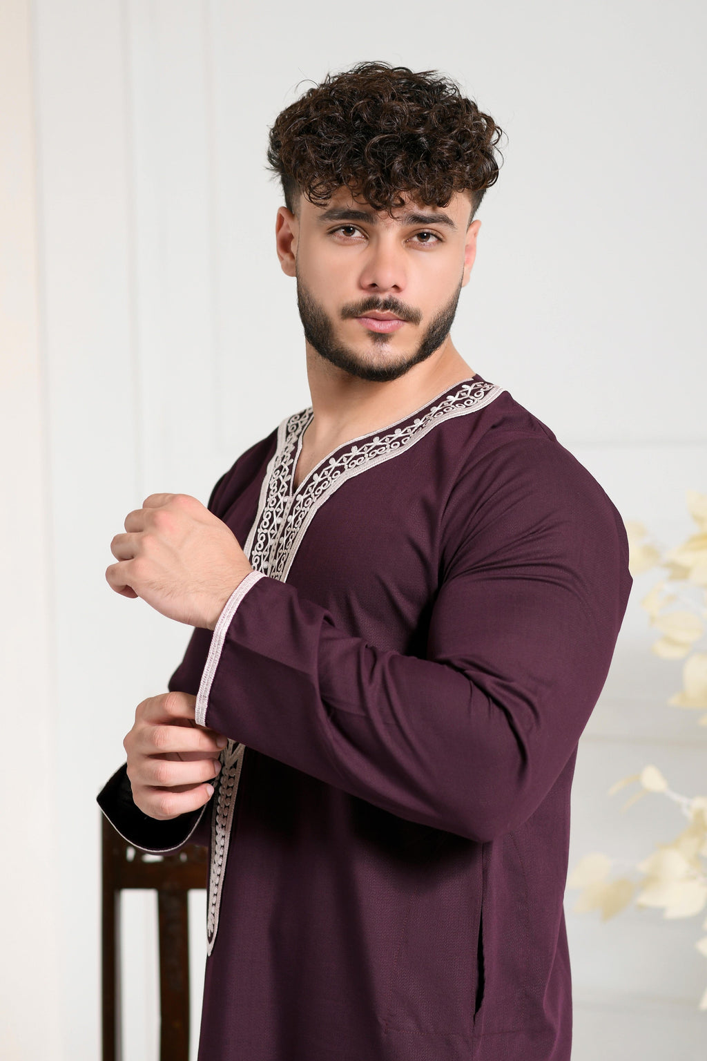Black Moroccan Embroidered Full Sleeve Jubba