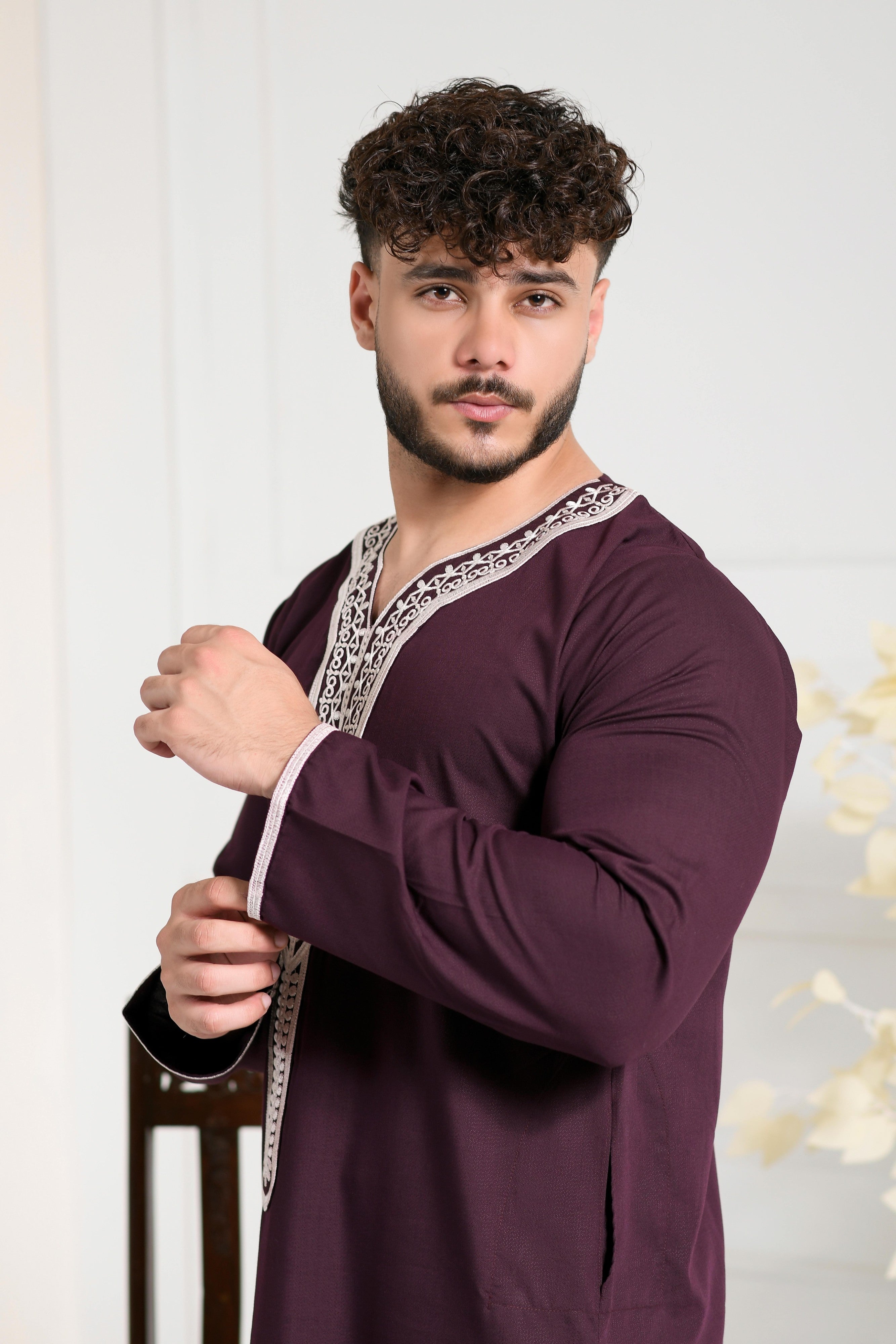 Black Moroccan Embroidered Full Sleeve Jubba