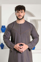 Navy Omani Round Neck Jubba with V Neck Stitched Embroidery