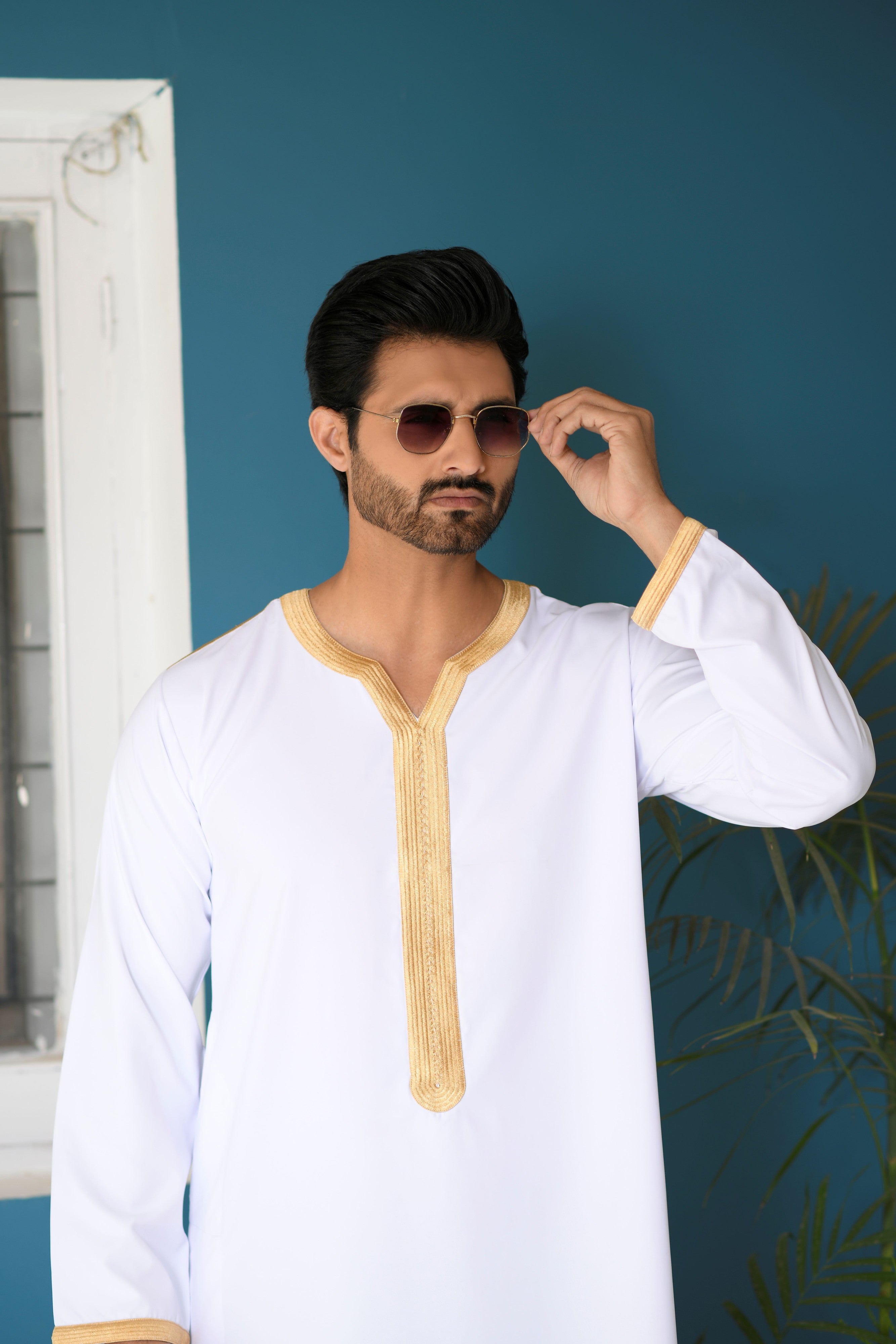 White Omani Jubba with Gold Embroidery