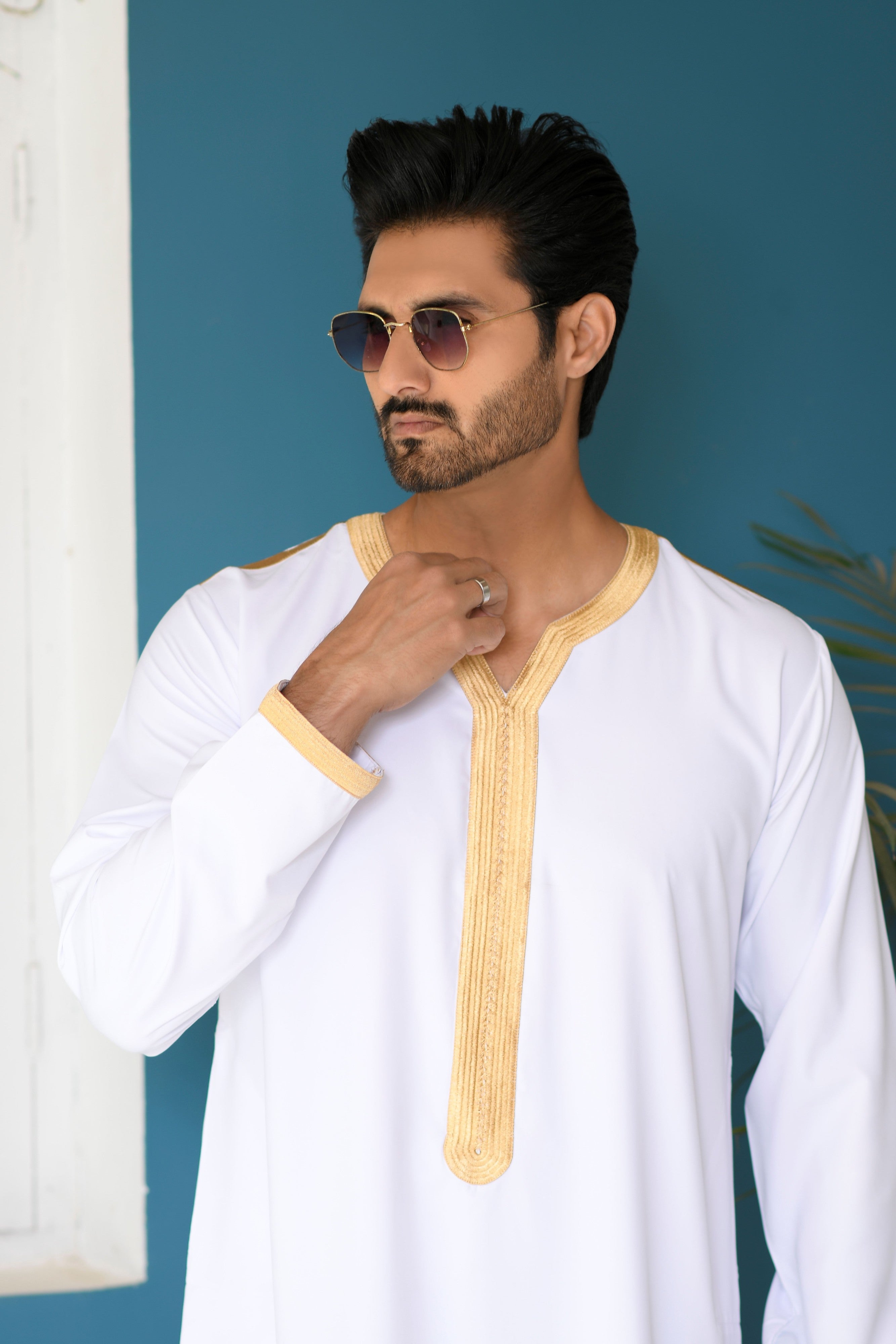 White Omani Jubba with Gold Embroidery