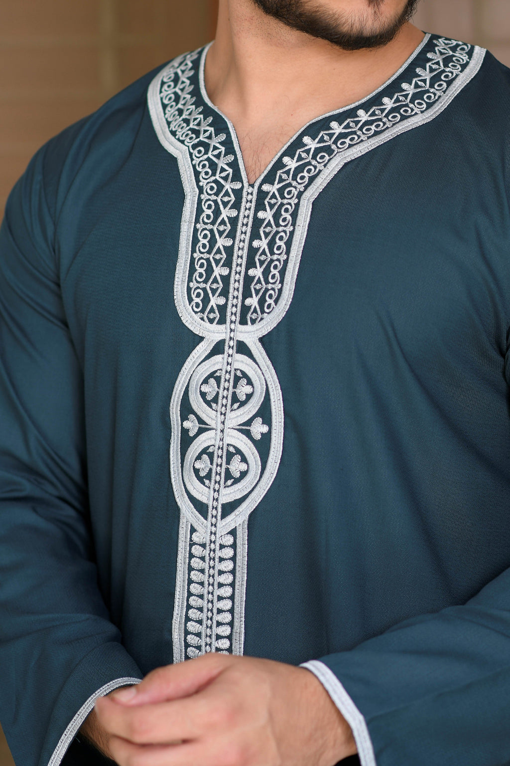 Black Moroccan Embroidered Full Sleeve Jubba