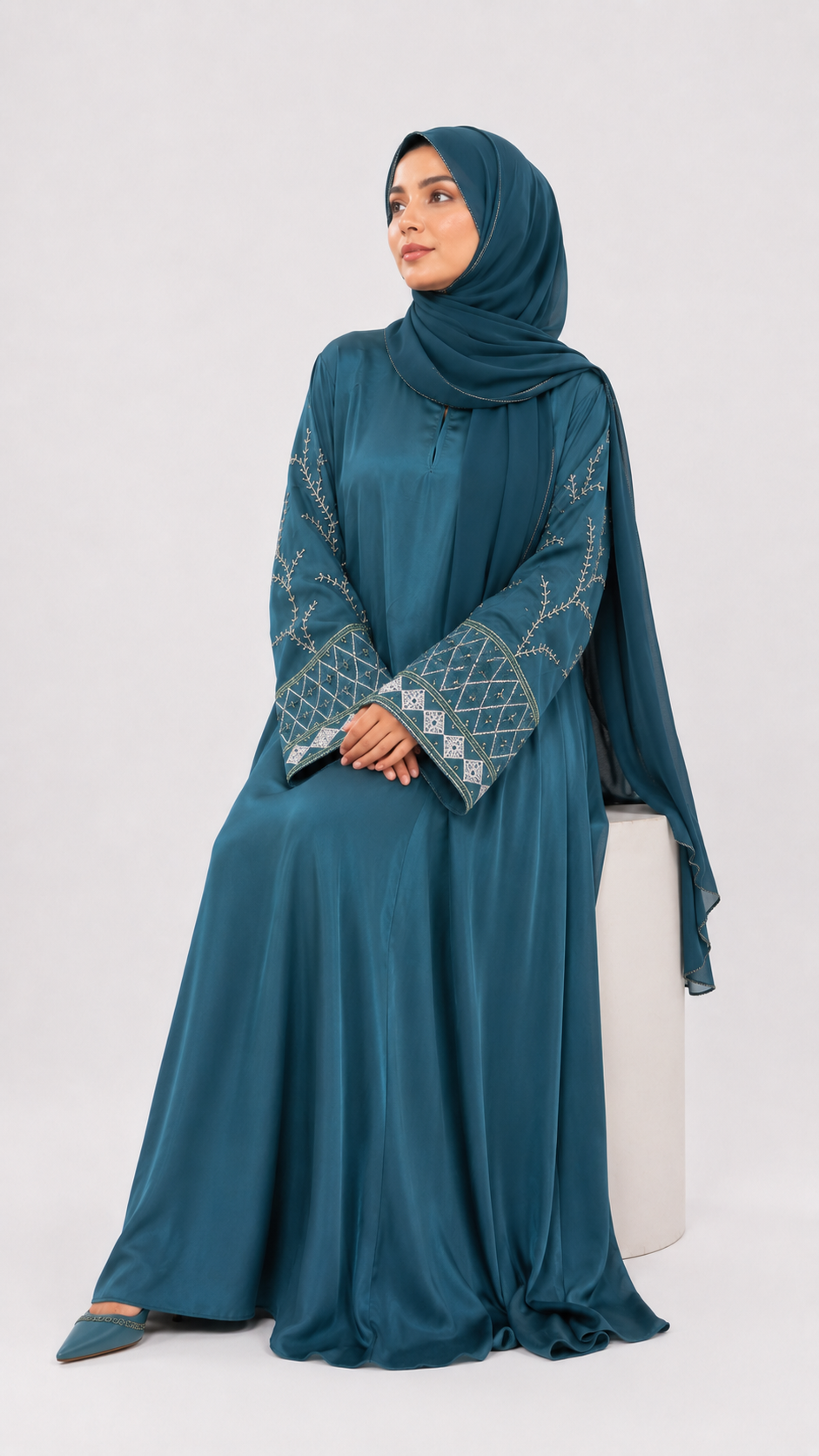 Women's Embroidered Bell Sleeve Abaya - Sea Green